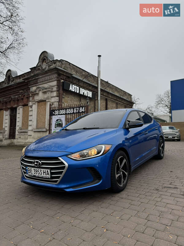 Седан Hyundai Elantra 2017 в Николаеве