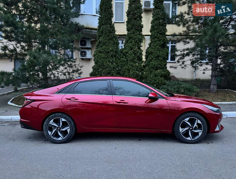Седан Hyundai Elantra 2022 в Харькове