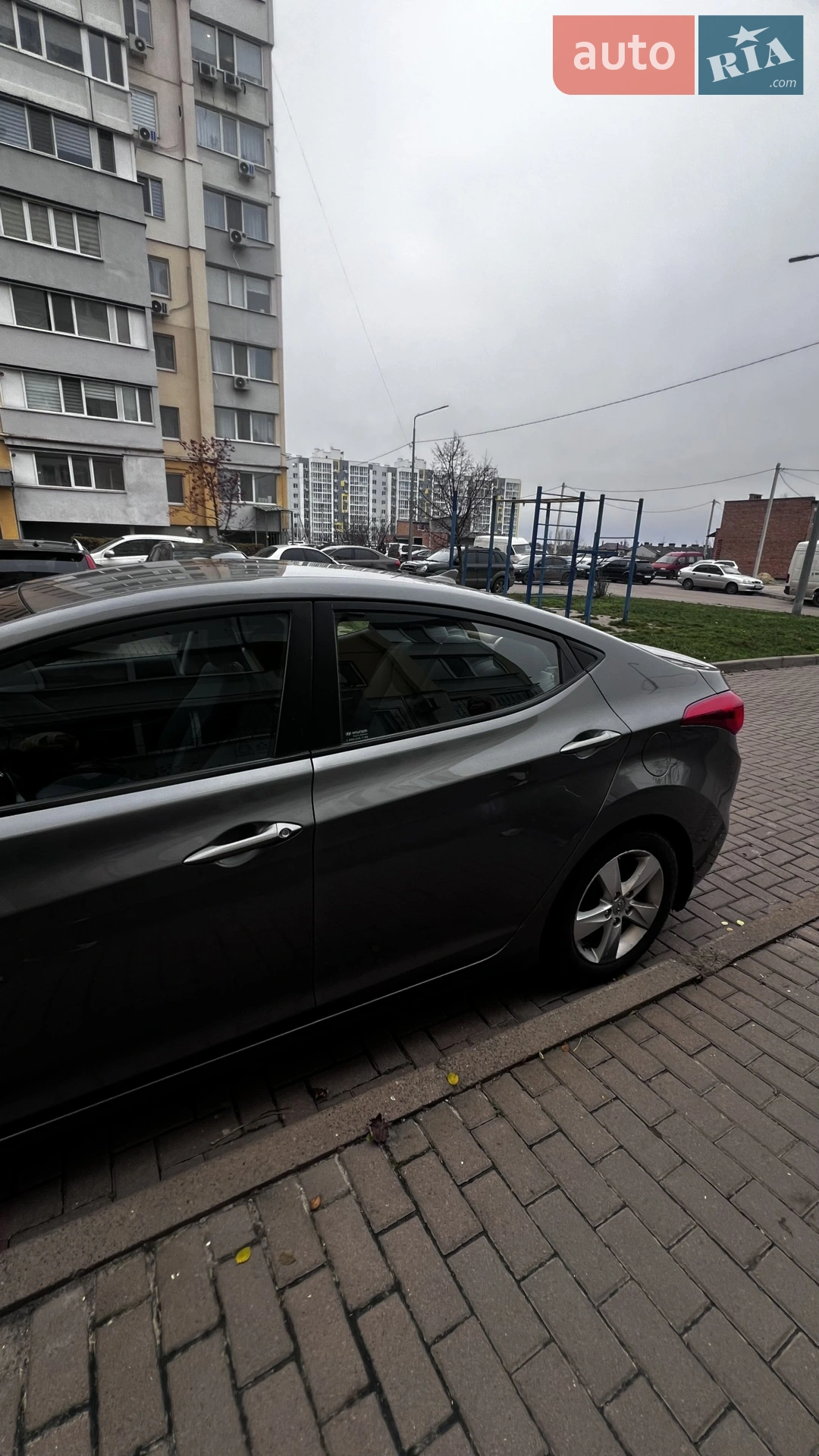 2013 Hyundai Elantra - мініатюра 5