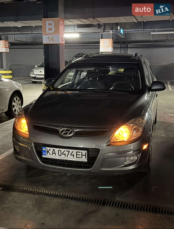 Универсал Hyundai Elantra 2010 в Киеве