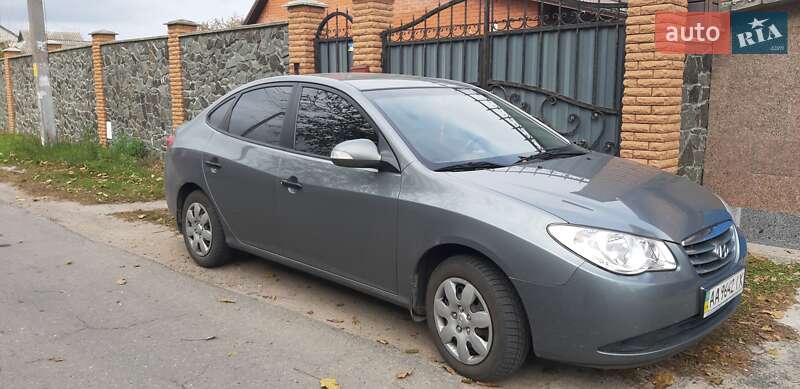 Седан Hyundai Elantra 2010 в Борисполі