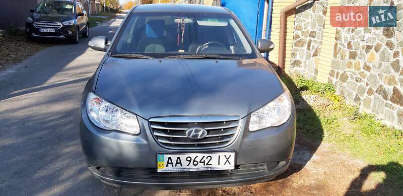 Седан Hyundai Elantra 2010 в Борисполі