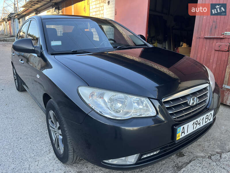 Седан Hyundai Elantra 2008 в Вышгороде