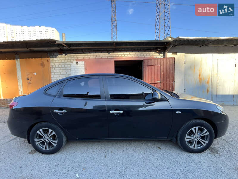 Седан Hyundai Elantra 2008 в Вышгороде