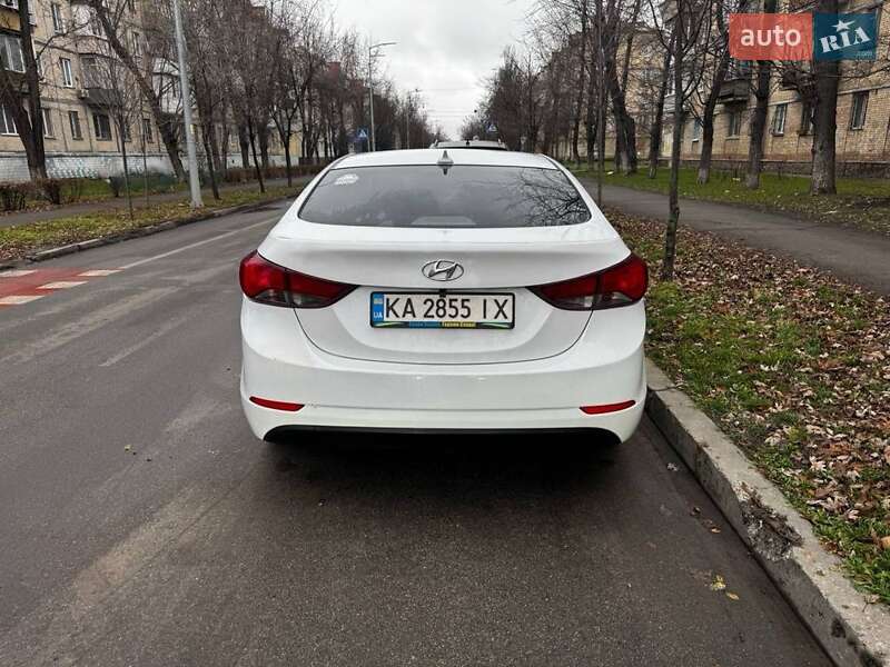 Седан Hyundai Elantra 2015 в Киеве фото 4 Седан Hyundai Elantra 2015 в Киеве