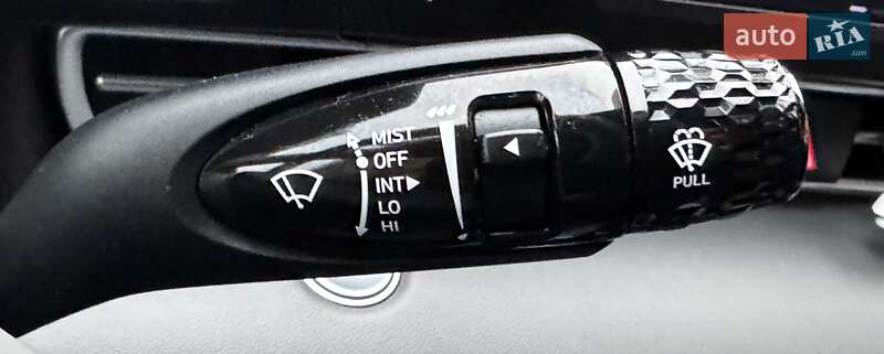 Седан Hyundai Elantra 2023 в Києві