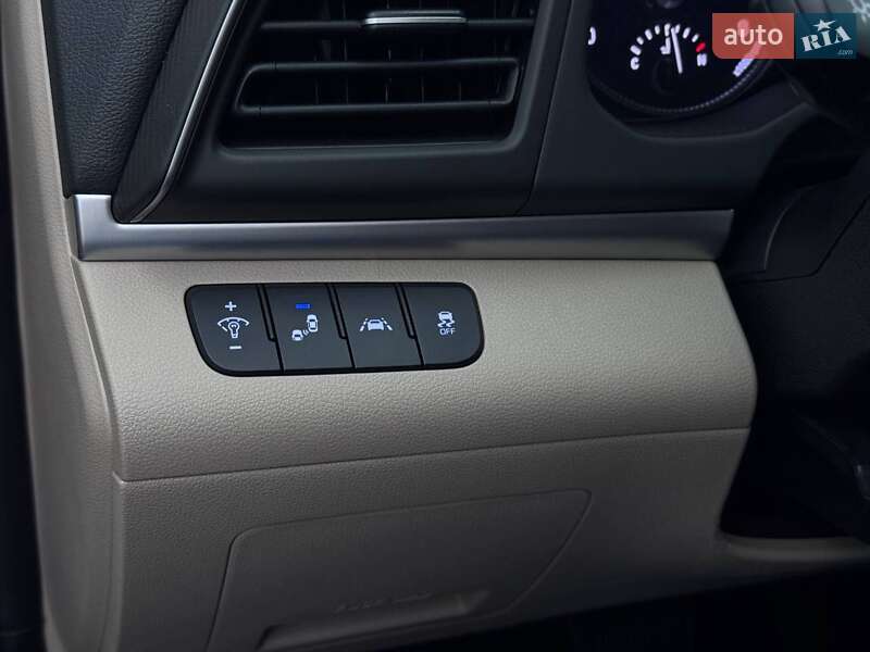 Седан Hyundai Elantra 2019 в Києві фото 26 Седан Hyundai Elantra 2019 в Києві