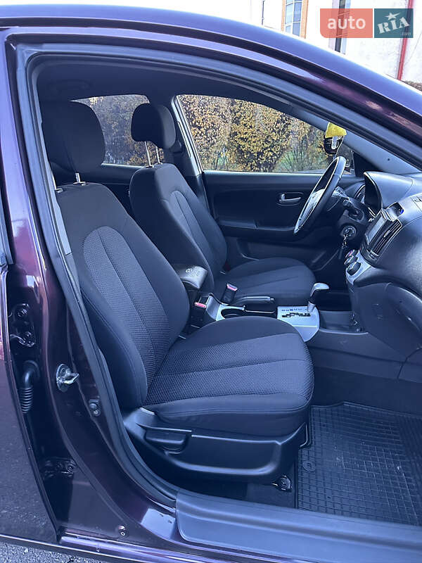 Седан Hyundai Elantra 2007 в Тернополі фото 23 Седан Hyundai Elantra 2007 в Тернополі