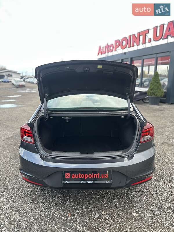 Седан Hyundai Elantra 2020 в Білогородці
