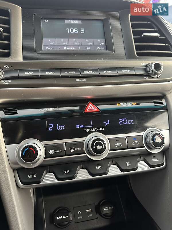 Седан Hyundai Elantra 2020 в Білогородці