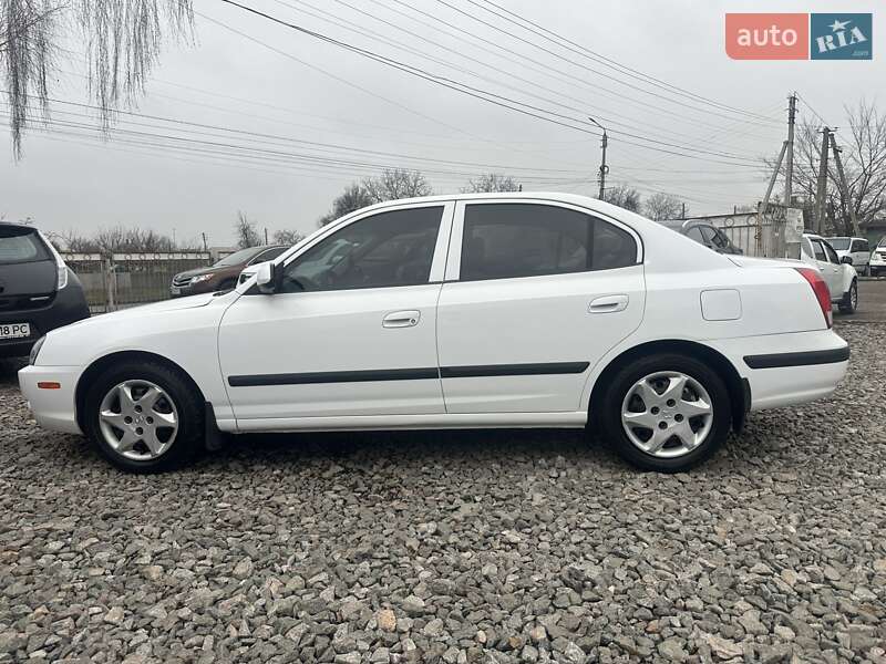 Седан Hyundai Elantra 2004 в Смеле