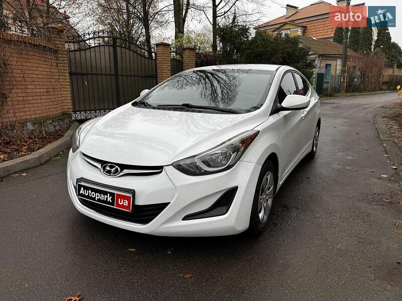 Hyundai Elantra 2015