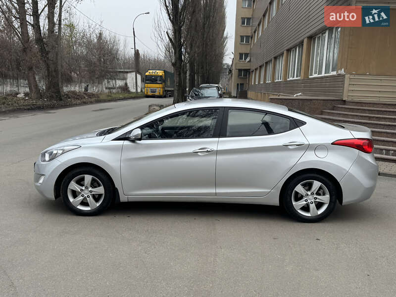 Седан Hyundai Elantra 2012 в Киеве фото 7 Седан Hyundai Elantra 2012 в Киеве