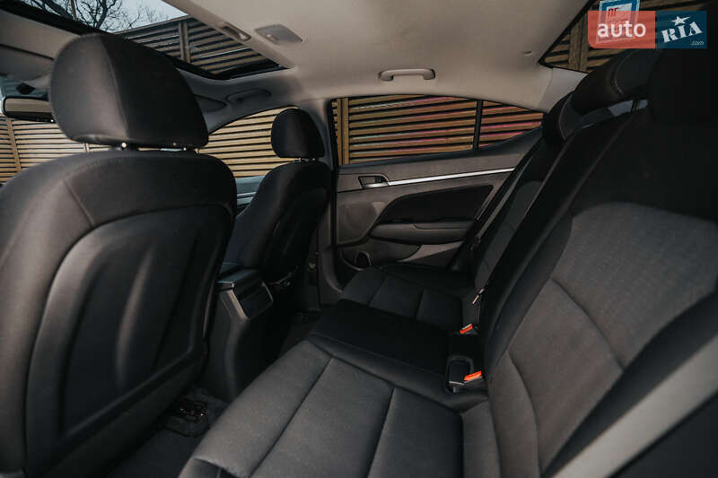 Седан Hyundai Elantra 2017 в Києві фото 18 Седан Hyundai Elantra 2017 в Києві