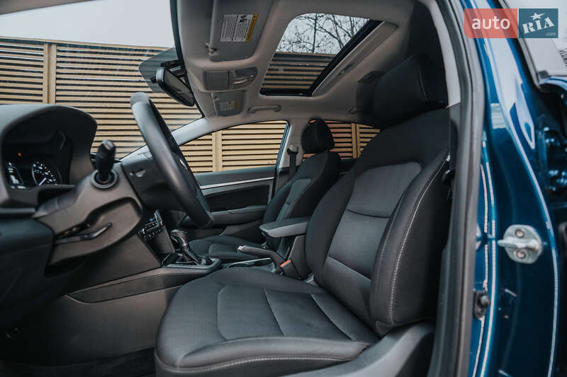 Седан Hyundai Elantra 2017 в Києві фото 23 Седан Hyundai Elantra 2017 в Києві