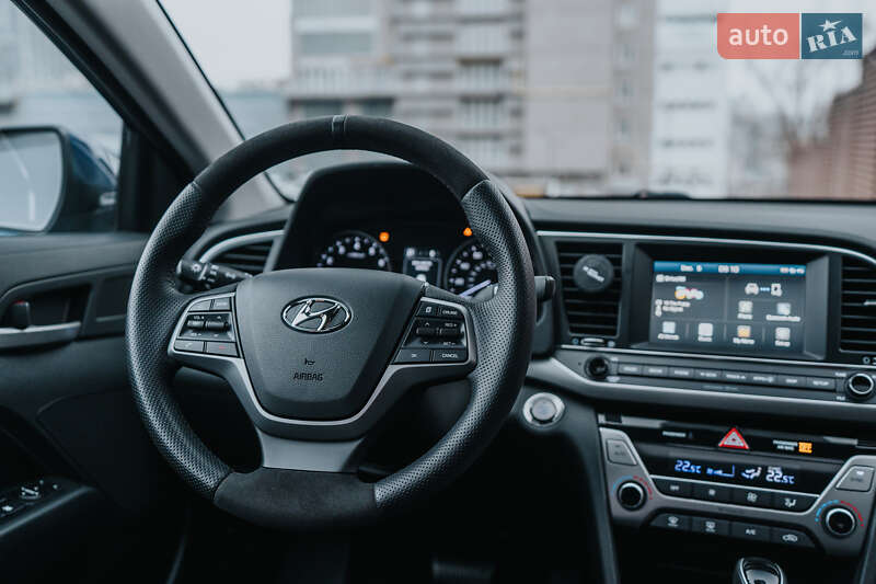 Седан Hyundai Elantra 2017 в Києві фото 39 Седан Hyundai Elantra 2017 в Києві