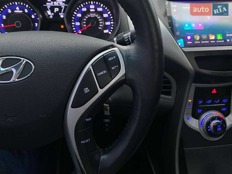 Седан Hyundai Elantra 2011 в Києві фото 33 Седан Hyundai Elantra 2011 в Києві