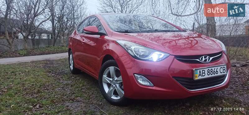 Hyundai Elantra 2013