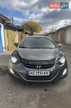 Седан Hyundai Elantra 2011 в Кривому Розі