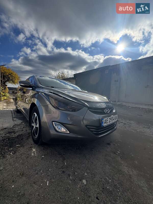 Седан Hyundai Elantra 2011 в Кривом Роге фото 7 Седан Hyundai Elantra 2011 в Кривом Роге