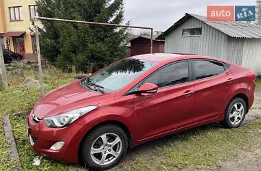 Седан Hyundai Elantra 2013 в Львове