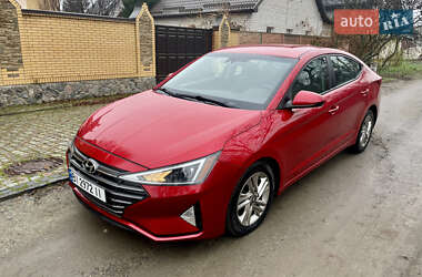 Седан Hyundai Elantra 2019 в Харькове