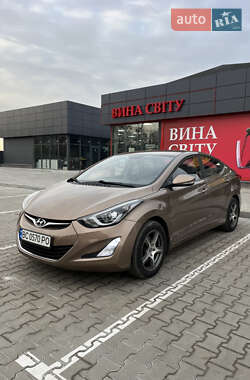 Седан Hyundai Elantra 2014 в Золочеві