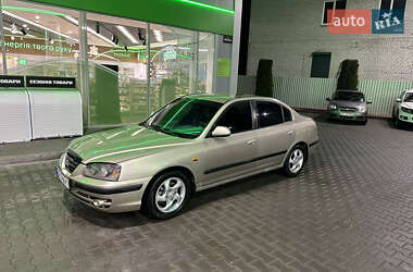 Седан Hyundai Elantra 2005 в Киеве