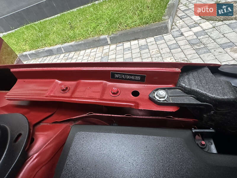 Седан Hyundai Elantra 2019 в Одессе