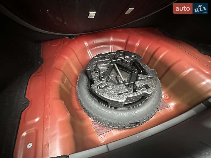 Седан Hyundai Elantra 2019 в Одессе