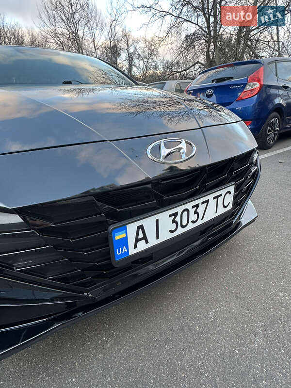 Седан Hyundai Elantra 2020 в Киеве