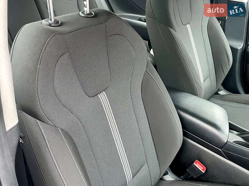 Седан Hyundai Elantra 2021 в Києві