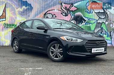 Седан Hyundai Elantra 2018 в Києві