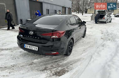 Седан Hyundai Elantra 2020 в Харькове
