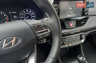 Хетчбек Hyundai Elantra 2019 в Одесі