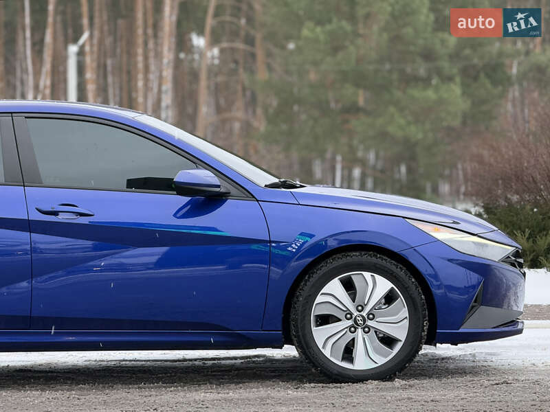 Седан Hyundai Elantra 2021 в Киеве
