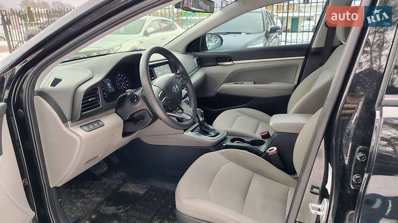 Седан Hyundai Elantra 2020 в Киеве фото 12 Седан Hyundai Elantra 2020 в Киеве