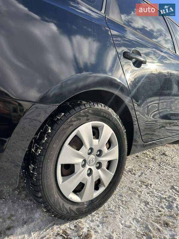 Универсал Hyundai Elantra 2011 в Львове