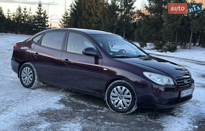 Седан Hyundai Elantra 2007 в Тернополе