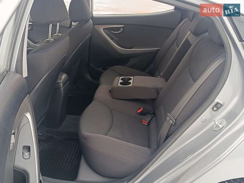 Седан Hyundai Elantra 2013 в Харькове