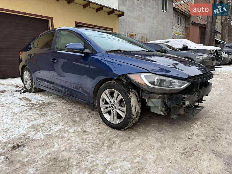 Седан Hyundai Elantra 2017 в Ирпене