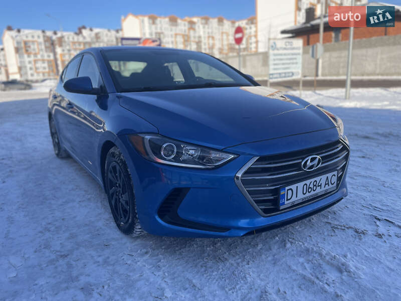 Hyundai Elantra 2017