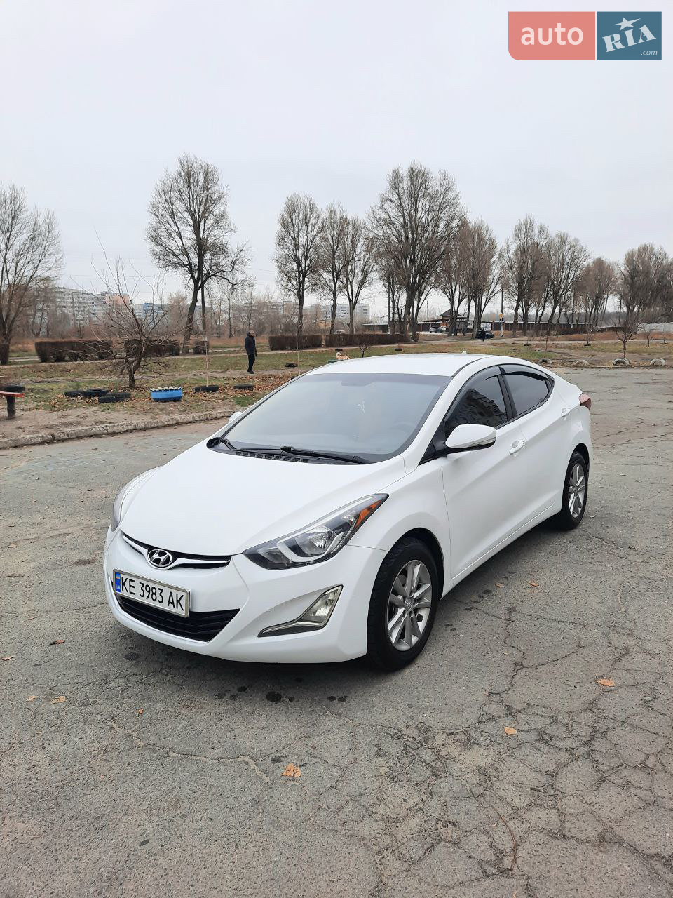 2015 Hyundai Elantra - мініатюра 21