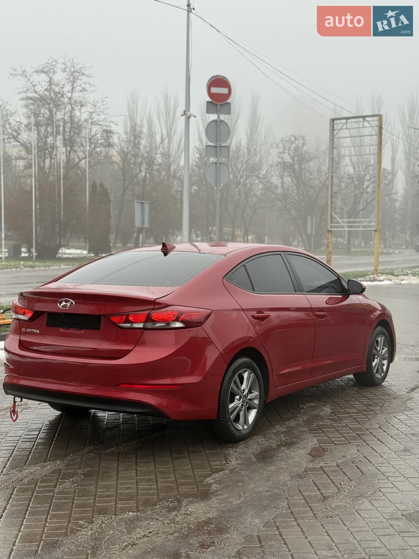 2017 Hyundai Elantra - мініатюра 6