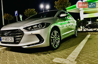 Седан Hyundai Elantra 2017 в Житомирі
