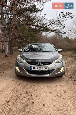 Седан Hyundai Elantra 2012 в Кривому Розі