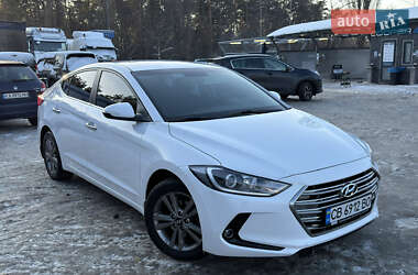 Седан Hyundai Elantra 2018 в Києві