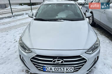 Седан Hyundai Elantra 2016 в Корсунь-Шевченківському