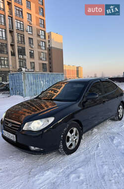 Седан Hyundai Elantra 2008 в Киеве