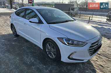 Седан Hyundai Elantra 2017 в Киеве